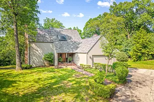 2307 Stoneridge Close, Rockford, IL 61107 - Photo 1