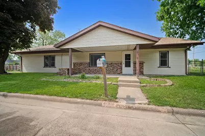 101 Margaret Street, Bloomington, IL 61704 - Photo 1