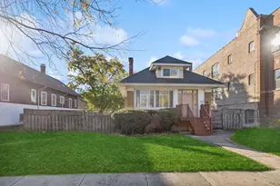 212 S Austin Blvd, Oak Park, IL 60304 - Photo 1