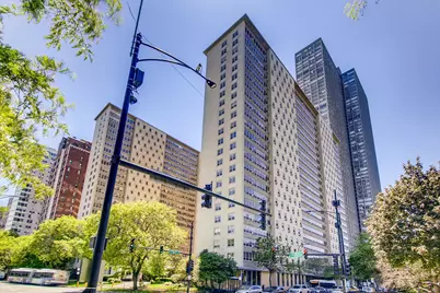 3950 N Lake Shore Drive #418, Chicago, IL 60613 - Photo 1