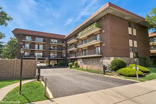 9540 S Mayfield Ave, Oak Lawn, IL 60453 - Photo 1