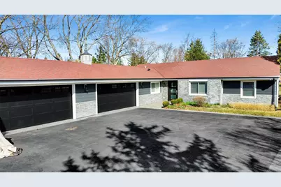 3256 Westview Drive, Northbrook, IL 60062 - Photo 1