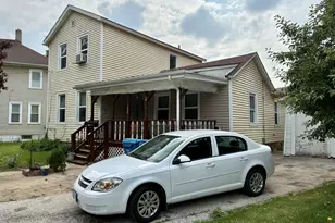 160 N Root St, Aurora, IL 60505 - Photo 1