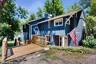 914 Ski Hill Rd, Fox River Grove, IL 60021 - Photo 1