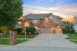 3136 Kewanee Ln, Naperville, IL 60564 - Photo 1