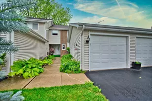 5 Spyglass Ct, Naperville, IL 60563 - Photo 1