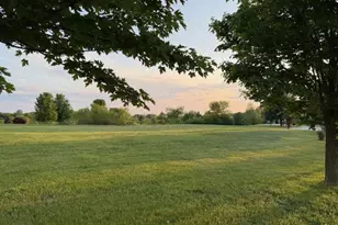 6605 Woodland Hills Dr, Lakewood, IL 60014 - Photo 1