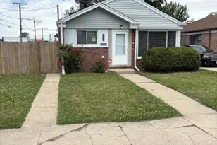 12636 S Loomis St, Calumet Park, IL 60827 - Photo 1