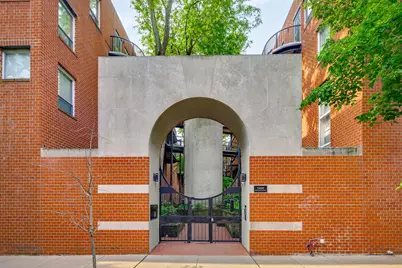 5400 S Hyde Park Boulevard #10C, Chicago, IL 60615 - Photo 1