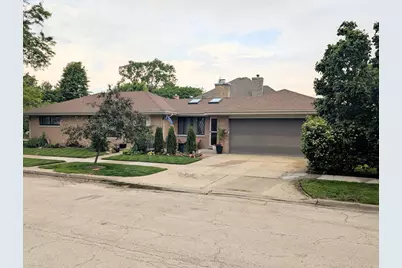 301 N Redfield Court, Park Ridge, IL 60068 - Photo 1