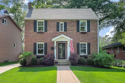 664 Western Avenue, Glen Ellyn, IL 60137 - Photo 1