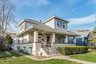 1638 Oakwood Ave, Des Plaines, IL 60016 - Photo 1