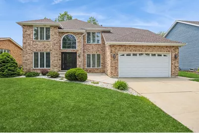 890 Woodcrest Lane, Lemont, IL 60439 - Photo 1