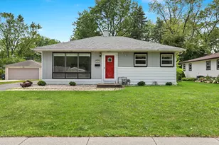 2207 Campbell St, Rolling Meadows, IL 60008 - Photo 1