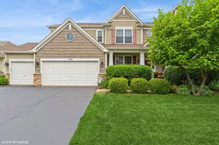 978 Forest View Way, Antioch, IL 60002 - Photo 1