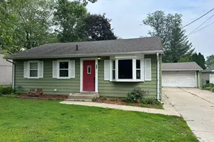 421 N Market St, Byron, IL 61010 - Photo 1