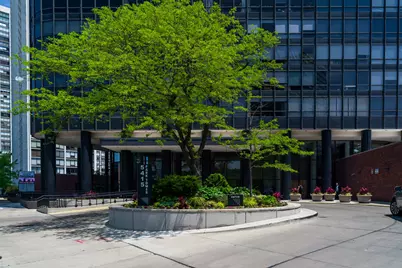 5415 N Sheridan Road #1209, Chicago, IL 60640 - Photo 1