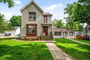 230 E Shannon St, Elburn, IL 60119 - Photo 1