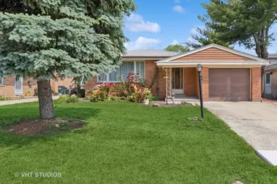 8544 W Roseview Drive, Niles, IL 60714 - Photo 1
