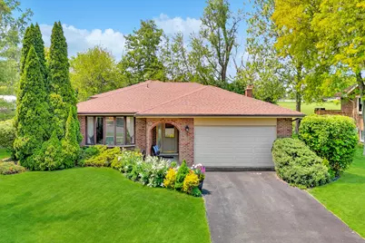 13040 W Tanglewood Circle, Palos Park, IL 60464 - Photo 1