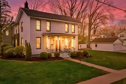 818 York Street, Ottawa, IL 61350 - Photo 1