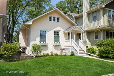 729 N Cuyler Avenue, Oak Park, IL 60302 - Photo 1