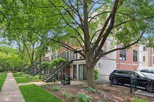 1812 S Dearborn St, Chicago, IL 60616 - Photo 1