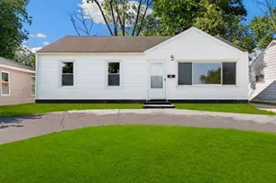 292 W 17th St, Chicago Heights, IL 60411 - Photo 1