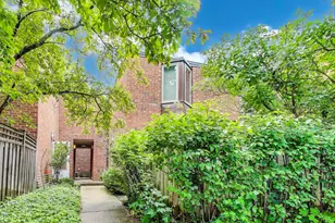 2067 N Larrabee St, Chicago, IL 60614 - Photo 1