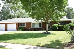 1866 Robert Ct, Aurora, IL 60506 - Photo 1