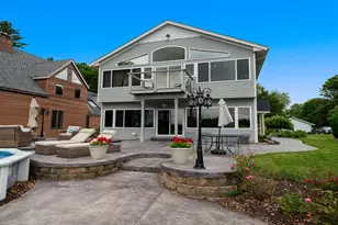 5216 East Dr, Loves Park, IL 61111 - Photo 1