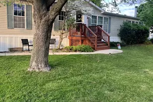 126 Cardinal Dr, Beecher, IL 60401 - Photo 1