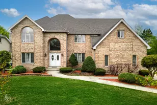 401 Jason Ln, Schaumburg, IL 60173 - Photo 1