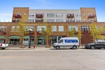 1225 W Morse Avenue #304, Chicago, IL 60626 - Photo 1