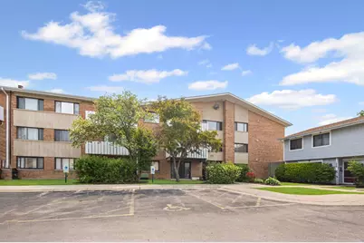 2000 Bayside Drive #204, Palatine, IL 60074 - Photo 1