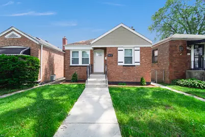 9835 S Drexel Avenue, Chicago, IL 60628 - Photo 1