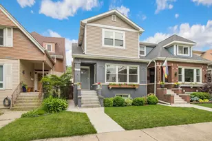 3645 W Eddy St, Chicago, IL 60618 - Photo 1