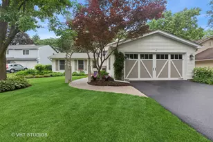 77 Flicker Ct, Naperville, IL 60565 - Photo 1