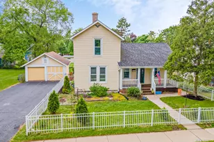 224 N Main St, Crystal Lake, IL 60014 - Photo 1