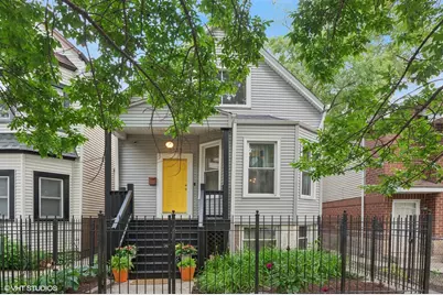 1631 N Drake Avenue, Chicago, IL 60647 - Photo 1