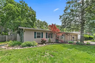 1521 Hulmes Dr, Dekalb, IL 60115 - Photo 1