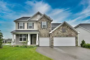 620 N Sullivan St, Addison, IL 60101 - Photo 1