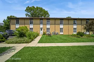 1430 Lehigh Ave, Glenview, IL 60026 - Photo 1