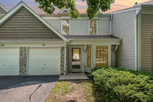 31 E Shag Bark Ln, Streamwood, IL 60107 - Photo 1