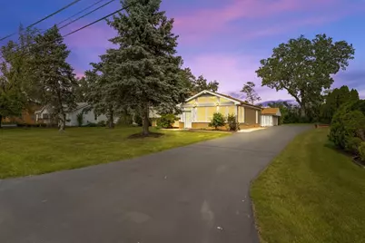 145 N Oakleaf Drive, Addison, IL 60101 - Photo 1