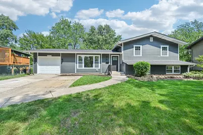 6933 Parkview Drive, Downers Grove, IL 60516 - Photo 1