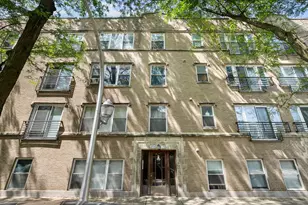 2554 W Rosemont Ave, Chicago, IL 60659 - Photo 1