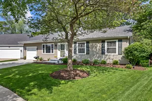 420 Harbor Terrace, Bartlett, IL 60103 - Photo 1