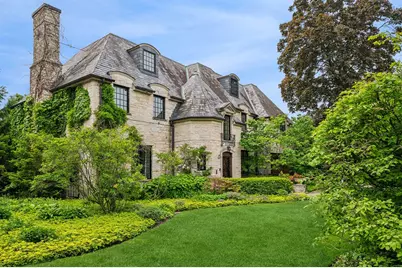 542 Kenilworth Avenue, Kenilworth, IL 60043 - Photo 1