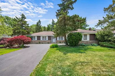 442 Kings Way, Mundelein, IL 60060 - Photo 1